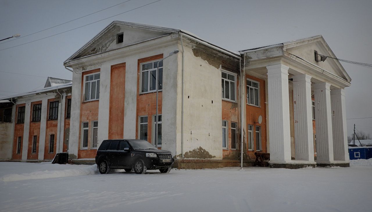 В Карпинске ищут фирму, которая разработает проект капремонта Дома спорта
