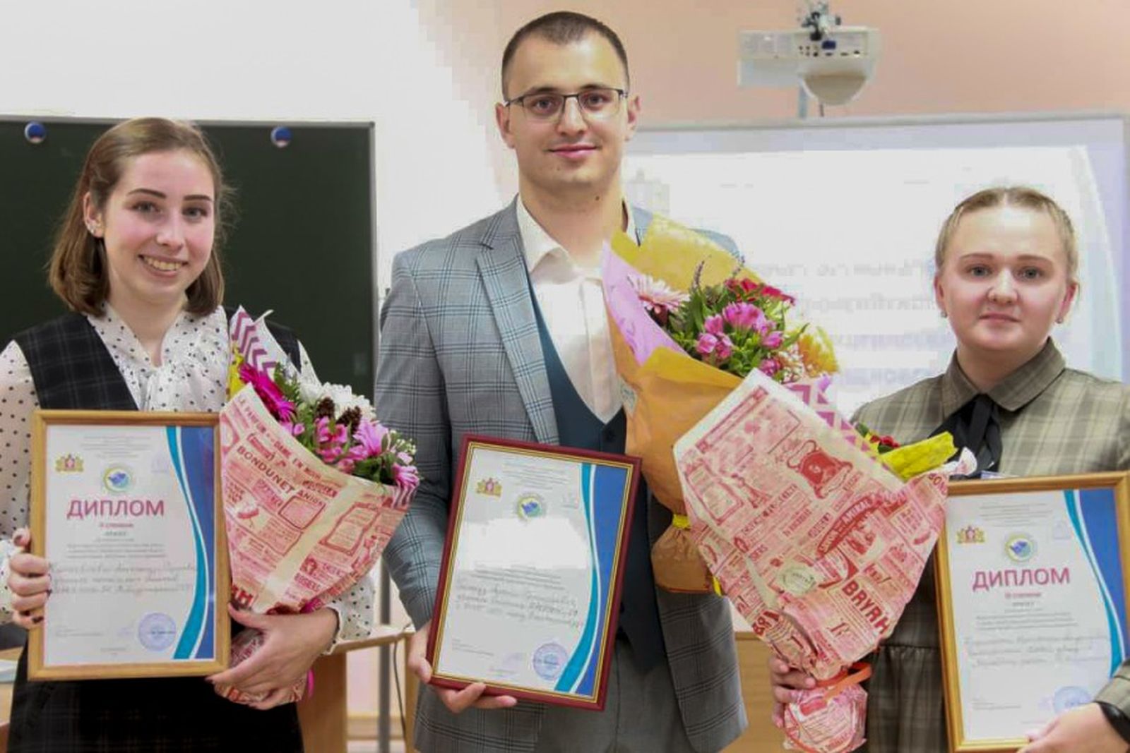 Молодой воспитатель из Карпинска вошла в число лучших педагогов Свердловской области