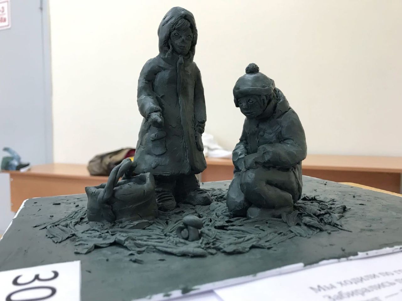 Воспитанница Карпинской школы искусств признана лучшей на окружном конкурсе по скульптуре
