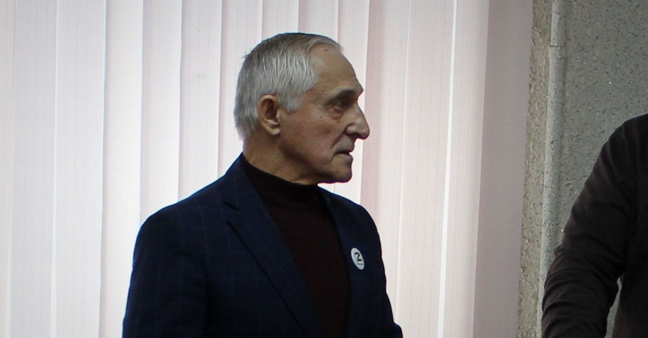 Олег Свешников награжден Знаком отличия «За заслуги перед Свердловской областью» III степени