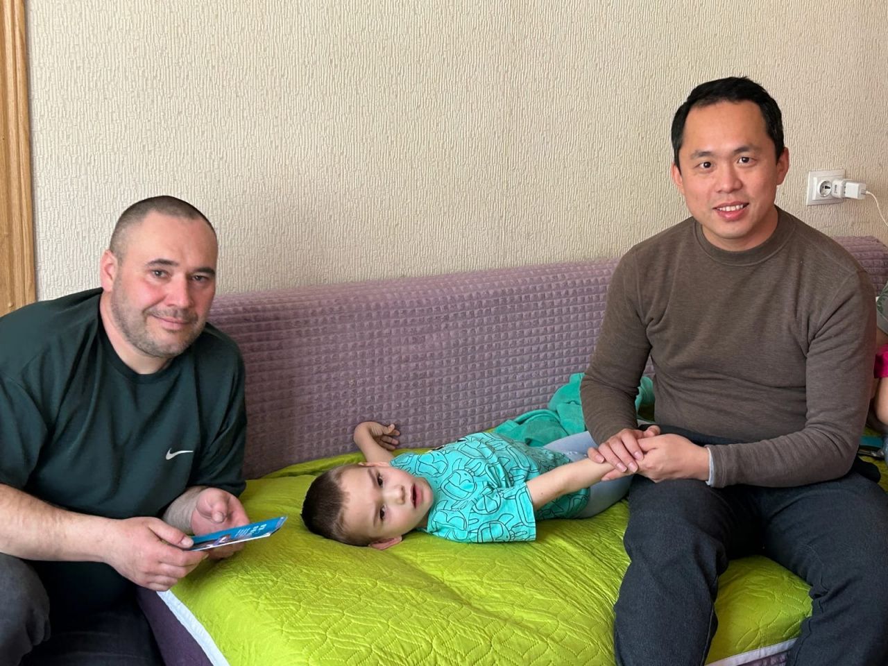 6-летнему карпинцу необходима реабилитация в китайской клинике, объявлен сбор крупной суммы