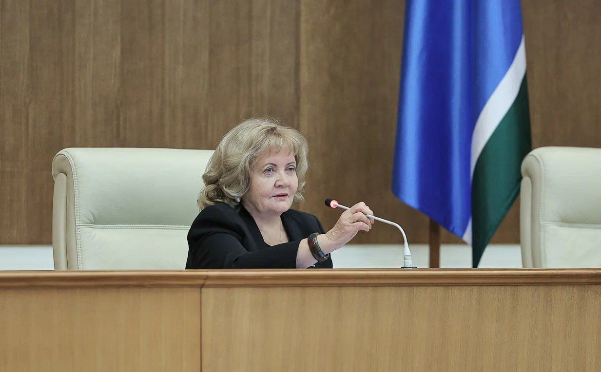 Сироты получили право на бесплатную юридическую помощь