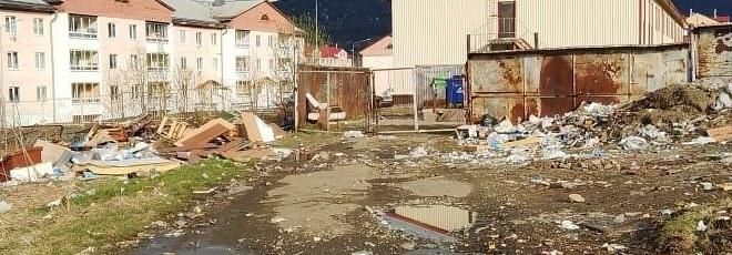 В карпинском поселке Кытлым убрали свалку по требованию депутата гордумы