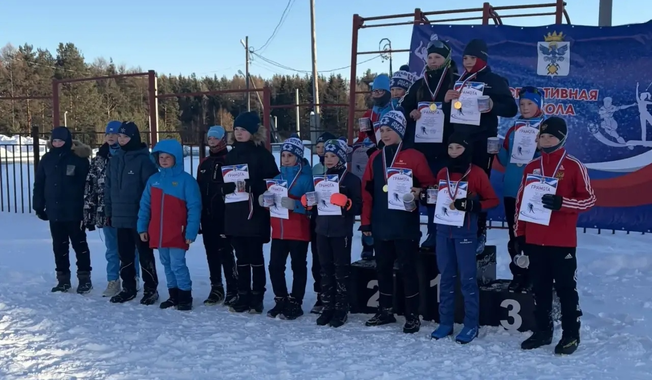 Команда школы №2 стала лучшей в городском первенстве по лыжным гонкам