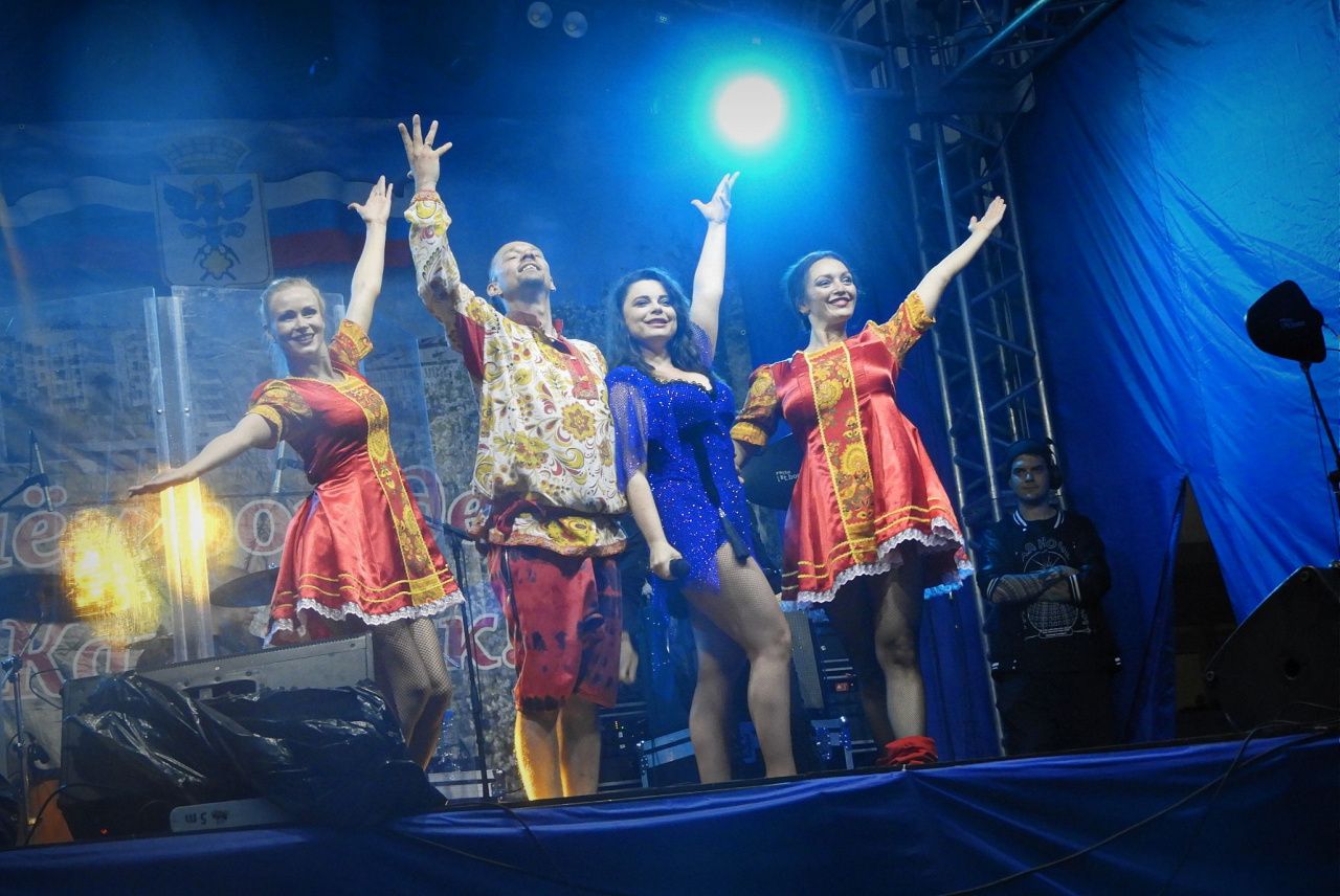 Карпинцы позитивно отметили выступление Наташи Королевой на Дне города