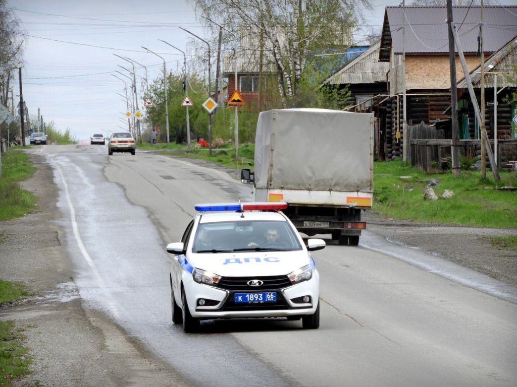 Улица Ленина будет отремонтирована на всем ее протяжении – от Советской до Полевой. Фото: Александр Ярошук, «Вечерний Карпинск»