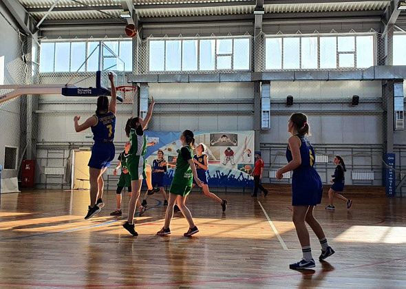 В Карпинске пройдет турнир по баскетболу. Приходите участвовать и болеть