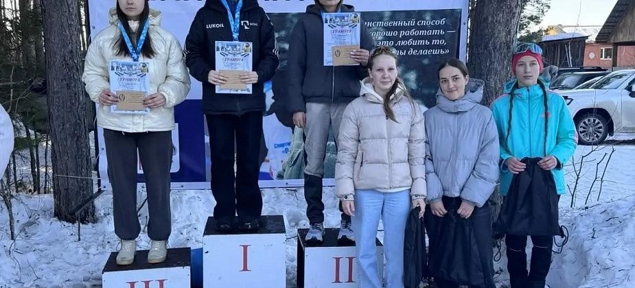 Карпинские лыжники привезли 12 медалей из Верхотурья и Североуральска