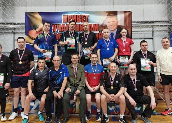 В карпинском турнире по настольному теннису поучаствовали более 120 спортсменов из разных городов