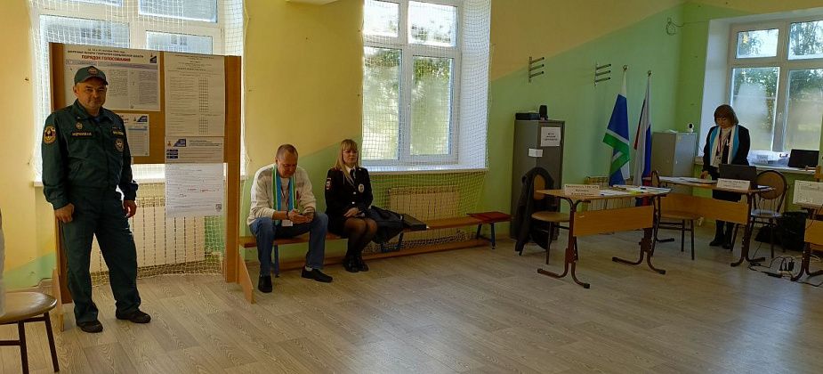 В Карпинске стартовали трехдневные выборы губернатора