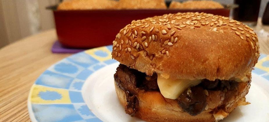 Про питание: готовим домашний бургер на пиве