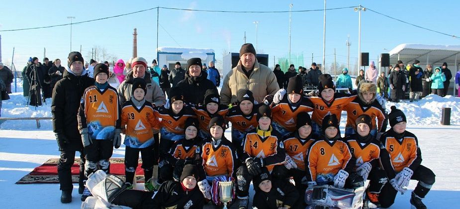 Самый молодой «Спутник» одержал победу на областных соревнованиях по хоккею с мячом