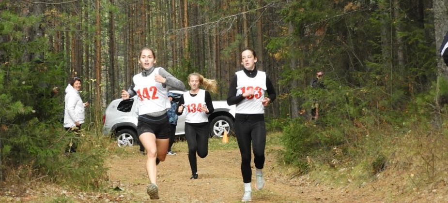 В районе Липовой прошли забеги, посвященные погибшим сотрудникам МВД