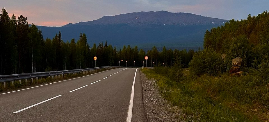 Область хочет скинуть на Карпинск 23 км пригородных дорог. Депутаты решали: брать или нет