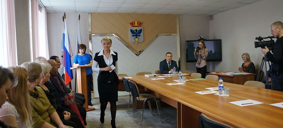 Депутата лишили полномочий. Что будет с карпинской городской Думой?