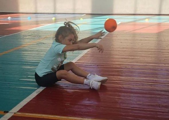 В спортшколе прошли соревнования для дошколят