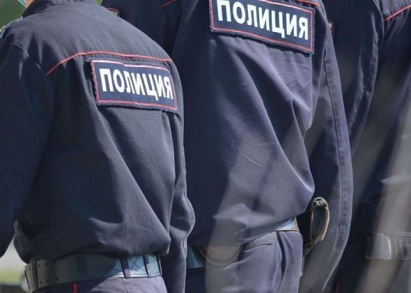 В Карпинске мужчина получил 10 суток ареста за неповиновение полиции