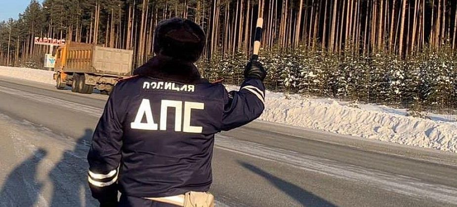 ГИБДД рекомендует водителям не ездить за город. В области уже 9 погибших
