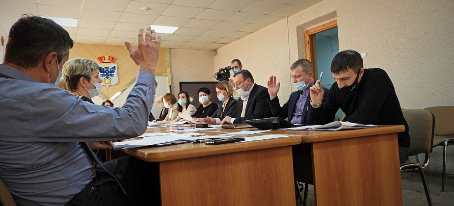 Депутаты проведут внеочередное заседание, чтобы принять бюджет во втором чтении