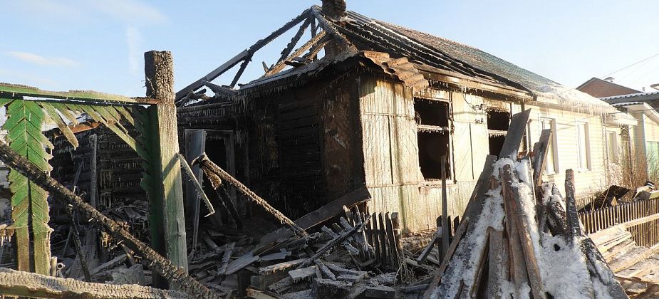 Люди просят о помощи: пожар уничтожил все имущество 