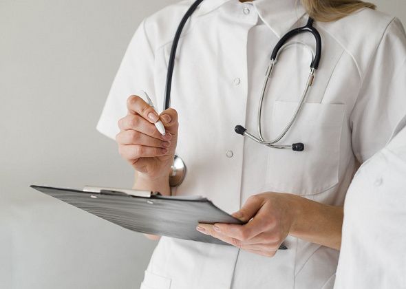 Суд отказался передавать в Екатеринбург дело по иску врача-терапевта карпинской ЦГБ