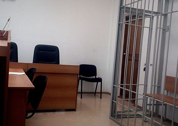 Карпинец отправился в тюрьму строгого режима за кражу вина и мясных чипсов