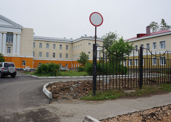 Медикам, которые приедут работать в Карпинск, будут давать миллион
