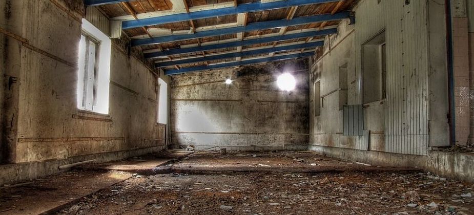 «УКХ» ищет гараж для своей спецтехники