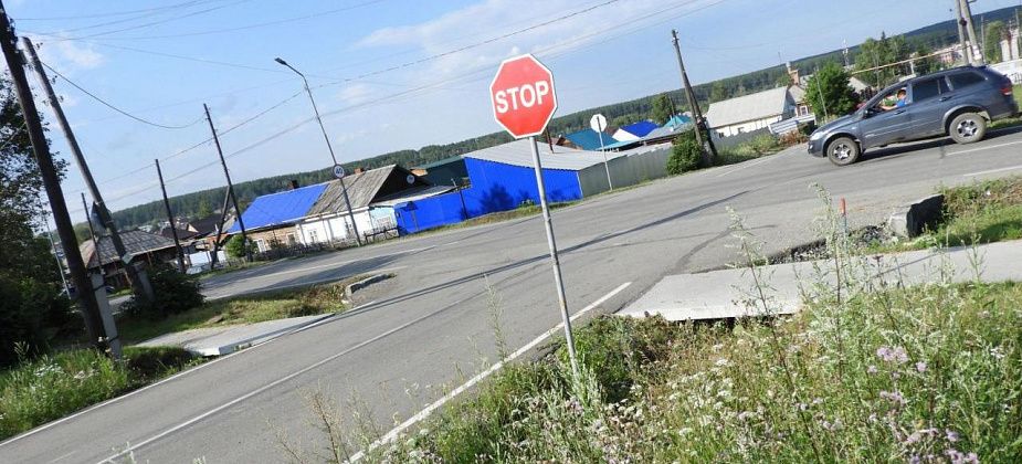 Мэр прокомментировал отсутствие пешеходного перехода на перекрестке Лесопильная-Суворова
