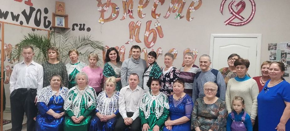 В День инвалида карпинское отделение ВОИ посетили депутат и активисты 