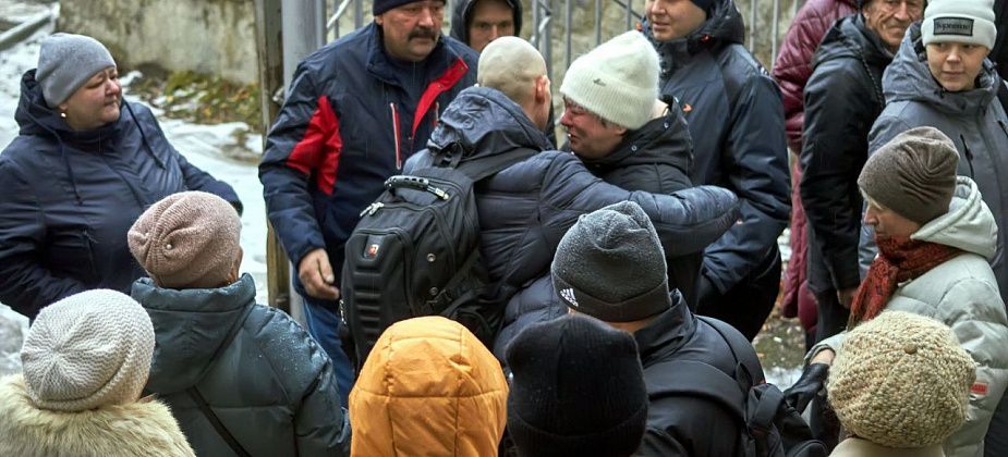 Из Карпинска в армию призовут более 50 человек. Начинается весенний призыв