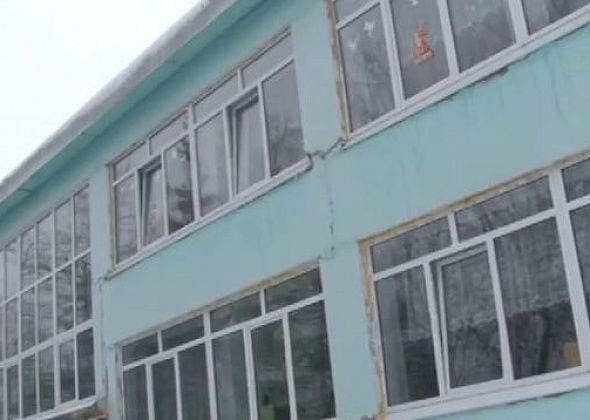 В детском саду №18 заменили деревянные окна на пластиковые