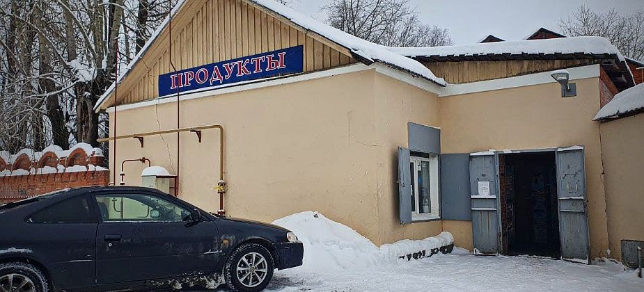 «Мы в отчаянии». Карпинцы обеспокоены судьбой магазина №19 и просят мэра помочь в его сохранении 