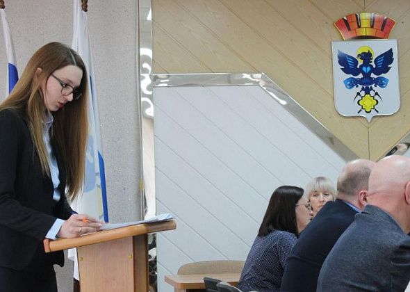 У мэра Карпинска появится четвертый заместитель. Но количество сотрудников мэрии останется прежним