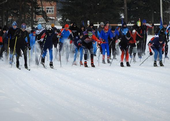 Сегодня на лыжи встали более 600 карпинцев