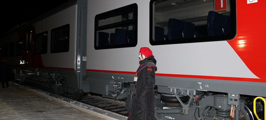 Поезд Карпинск-Серов будет отправляться и прибывать на полчаса позже
