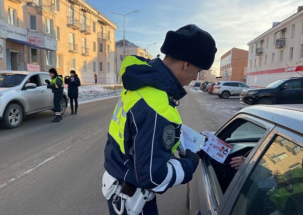 Госавтоинспекция напомнила карпинцам о дорожной безопасности в зимний период