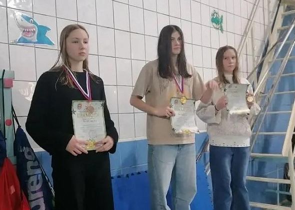 В Карпинске прошло открытое первенство по плаванию