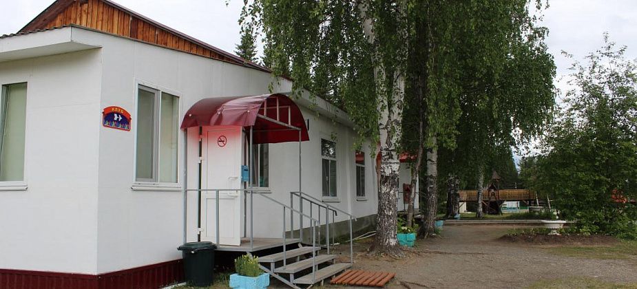 Мэр Карпинска поговорил «о важном» с детьми из загородного лагеря «Светлячок»