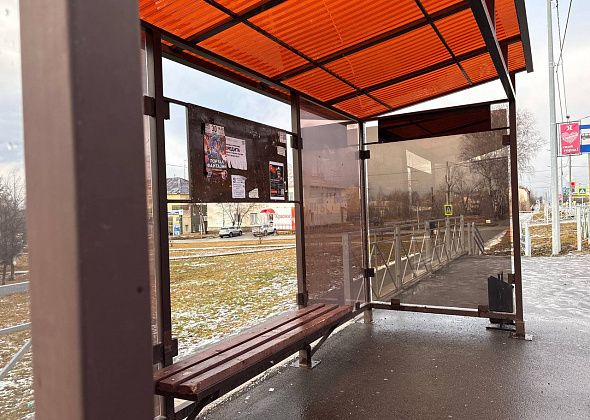 В Карпинске дети расстреляли остановку из пневматического оружия. Полиция проводит проверку