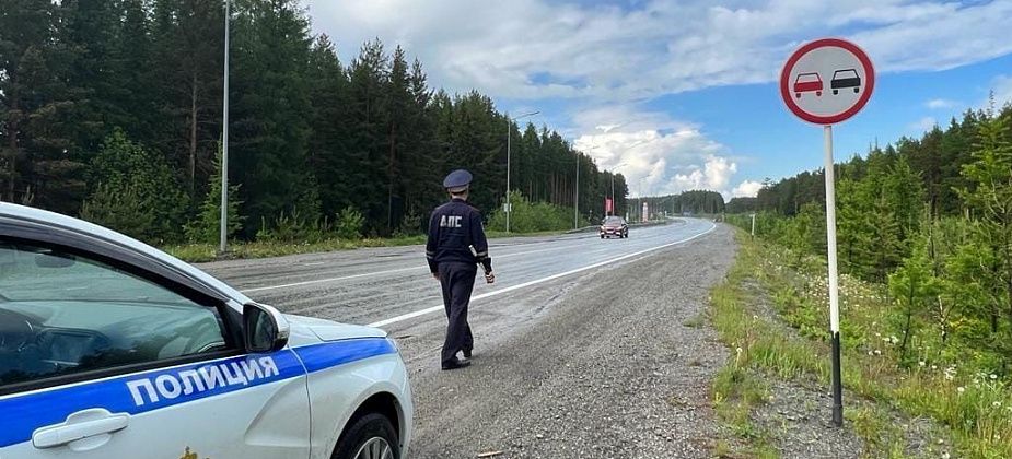 За четыре дня сотрудники ГИБДД выявили более 120 нарушений ПДД и задержали восемь пьяных водителей