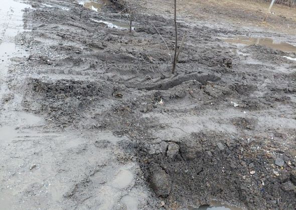 Жители улицы Савинова просят привести в порядок выезд на Пролетарскую