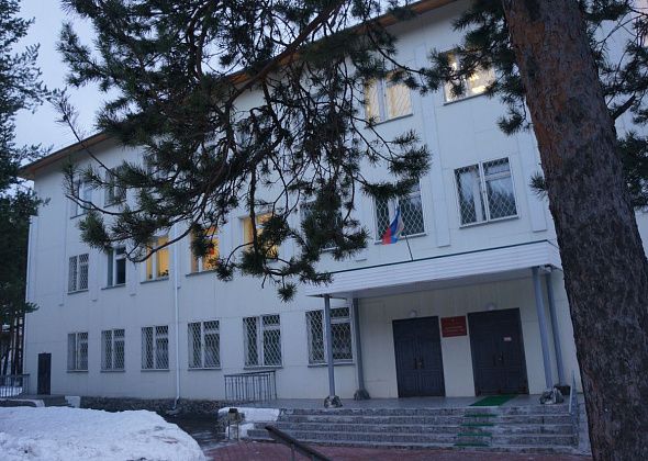 За трату денег с найденной карты условно лишенного свободы жителя Карпинска приговорили к колонии