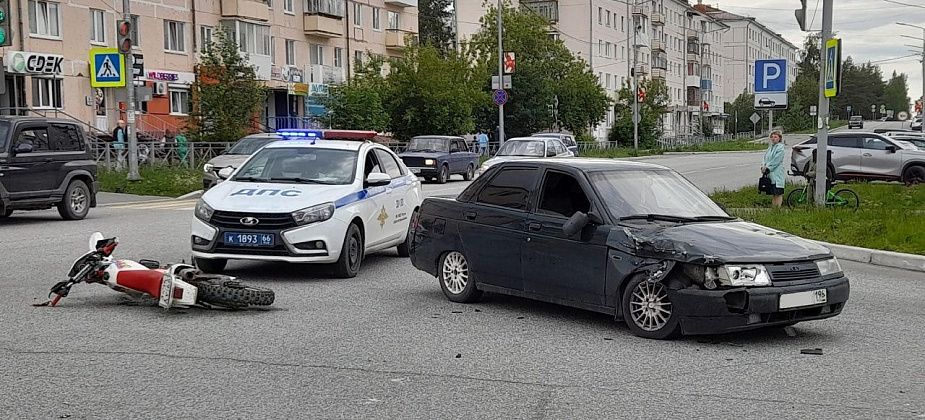 ГАИ ищет очевидцев вчерашней аварии на перекрестке Мира и Пролетарской