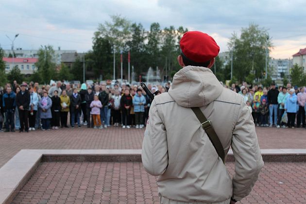 Площадь майская троицк. Троицк май 9.