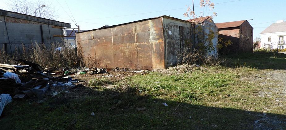 В Карпинске до конца месяца планируется снести пять бесхозных гаражей
