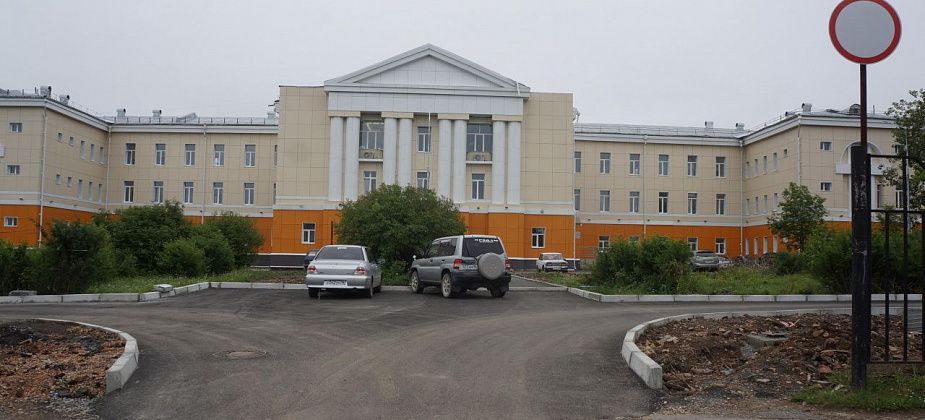 «Ситуация не улучшается»: главврач ЦГБ о ситуации с COVID-19 в Карпинске