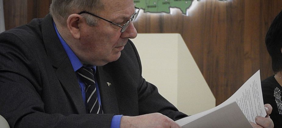 «Надо уходить вовремя». Владимир Юхно ушел с поста секретаря местного отделения партии КПРФ