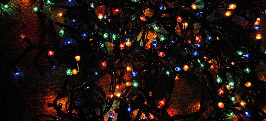 Россияне в среднем потратят на Новый год 16,9 тысяч рублей