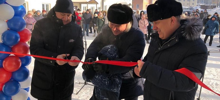 В новостройку по Лесопильной заселили людей. Некоторые ждали квартиру 40 лет